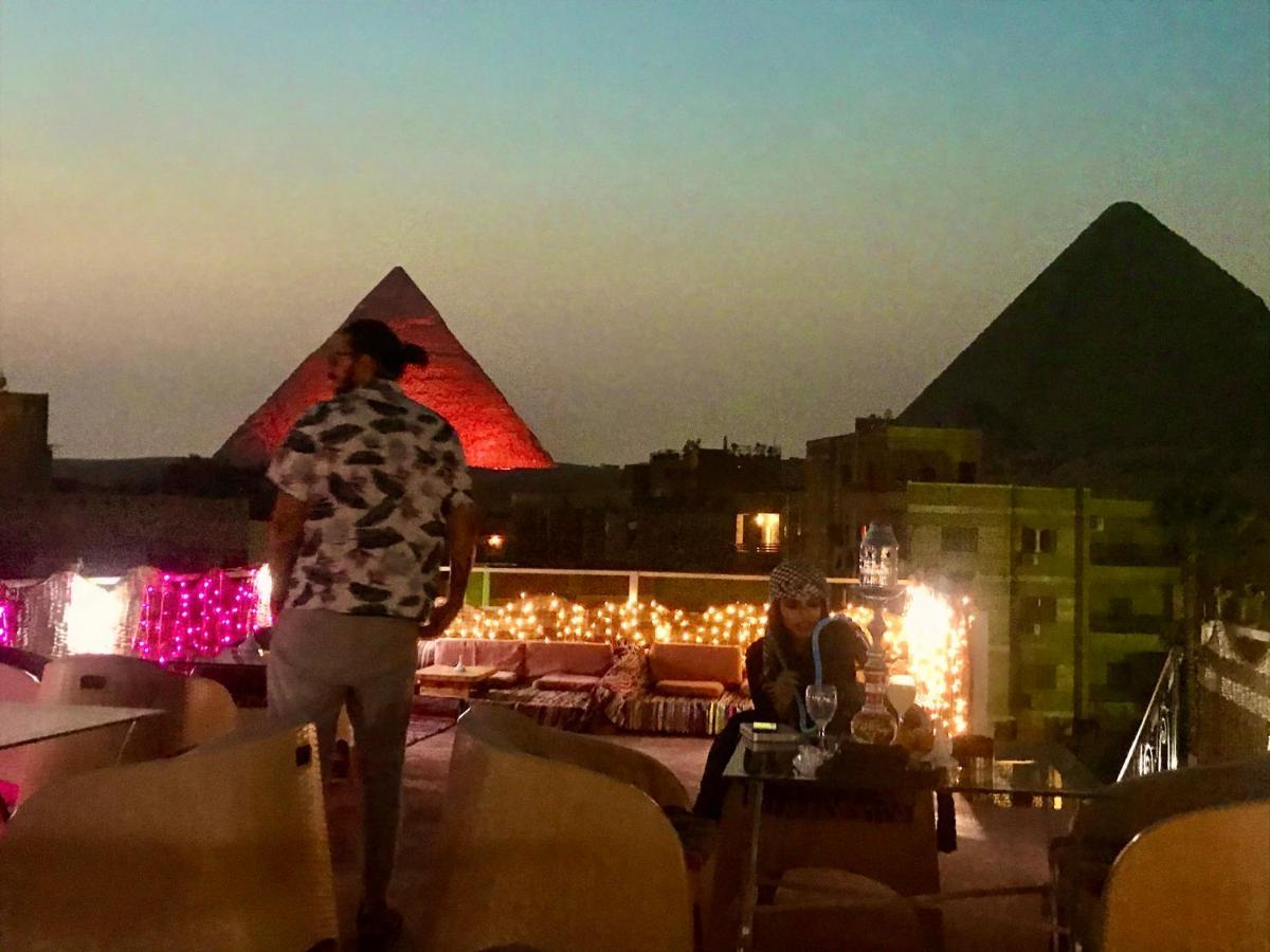 Carpet Alaadein Pyramids View Hotel Kafrat al Jabal Exterior photo