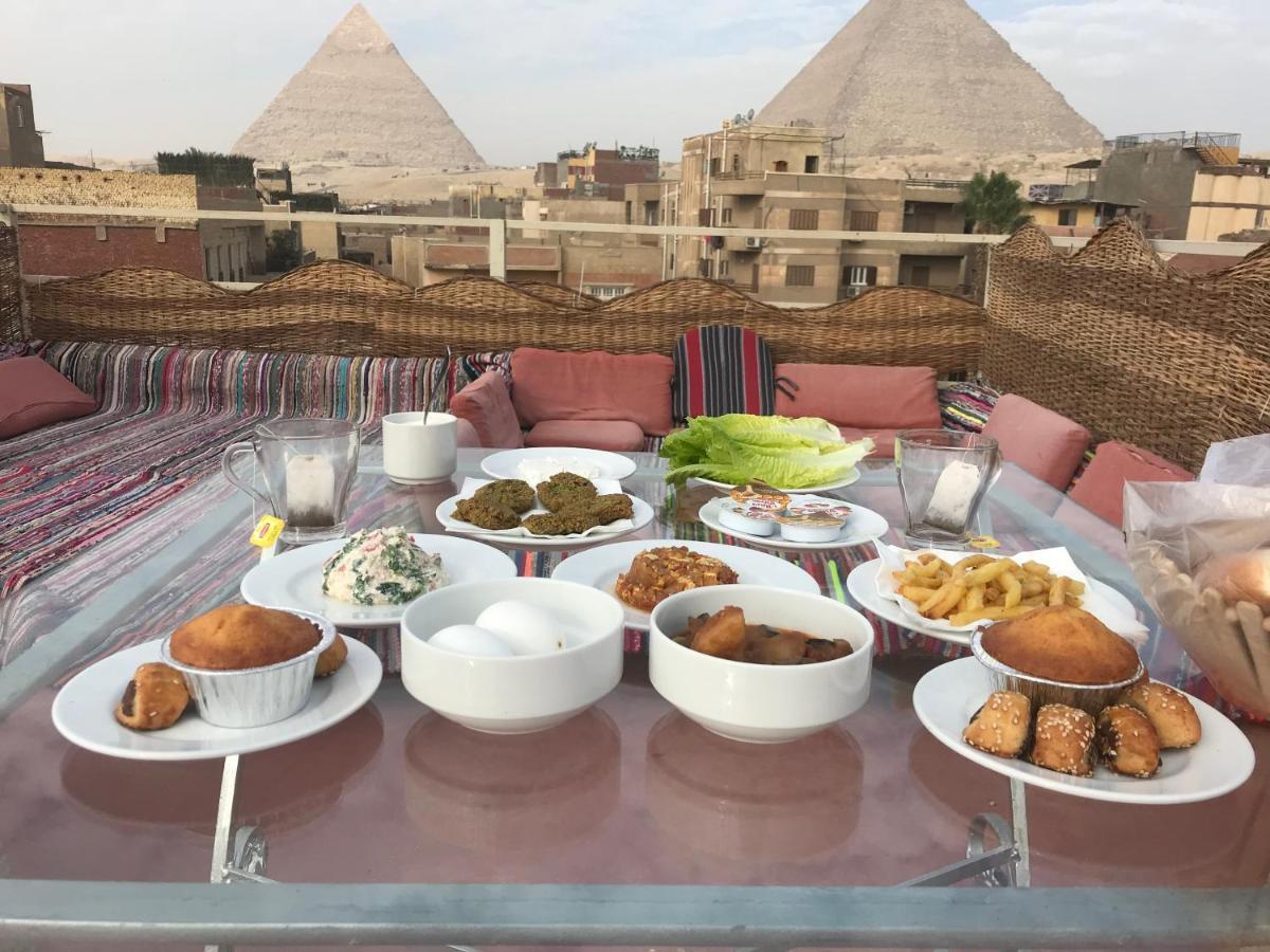 Carpet Alaadein Pyramids View Hotel Kafrat al Jabal Exterior photo